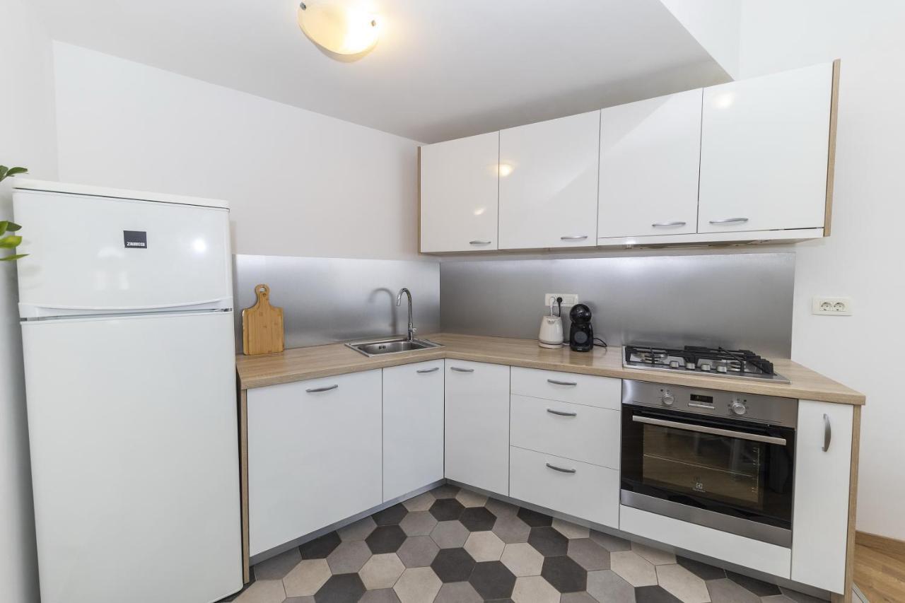 Apartments 23 And 25 With Free Private Parking Zadar Eksteriør bilde